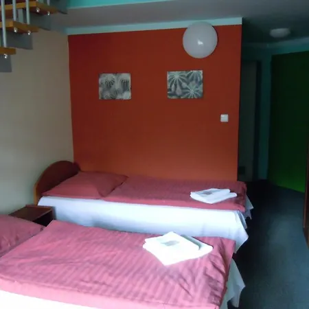Zimni Stadion Hotel 3*